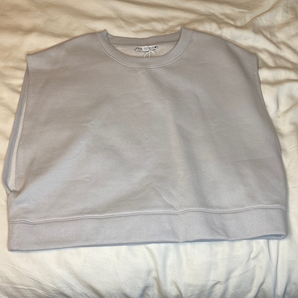 New with tags. Zara muscle shirt, grey. Size medium